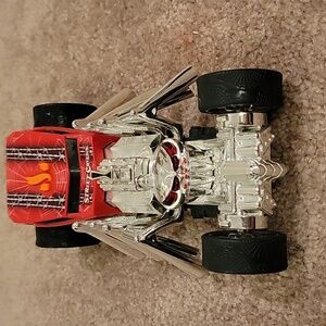 Hot Wheels Motorized Toy Car.  STREET CREEPER. SPIDER